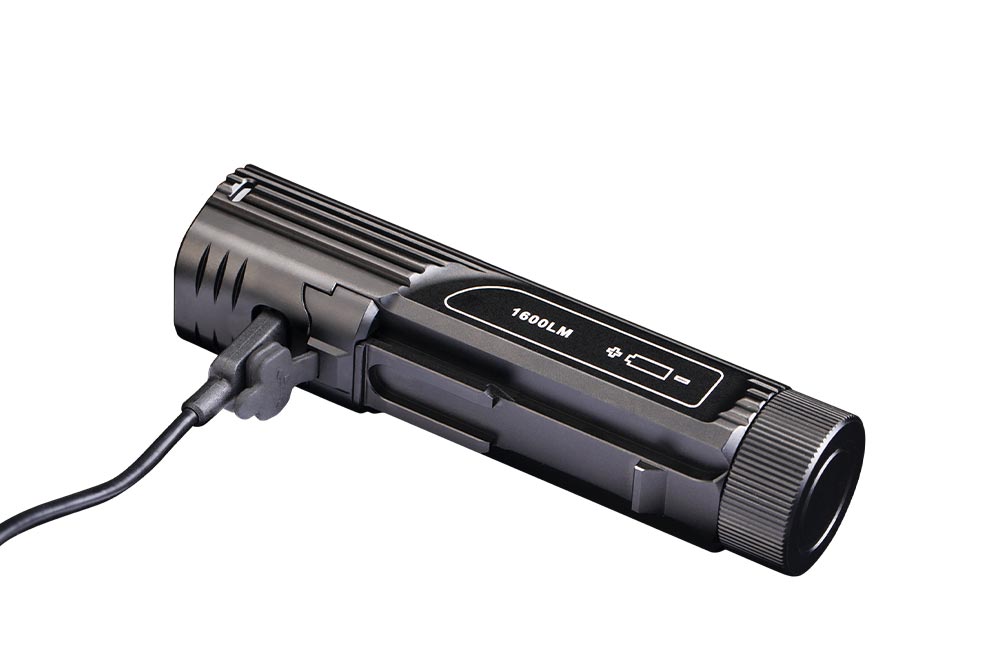 Éclairage de vélo à LED Fenix BC26R – 1600 lumens, indice de protection IP68