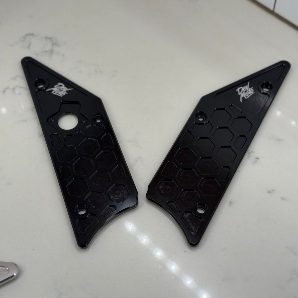 Talaria XXX Metal Side Panels – Black and Silver - Spectral Designs