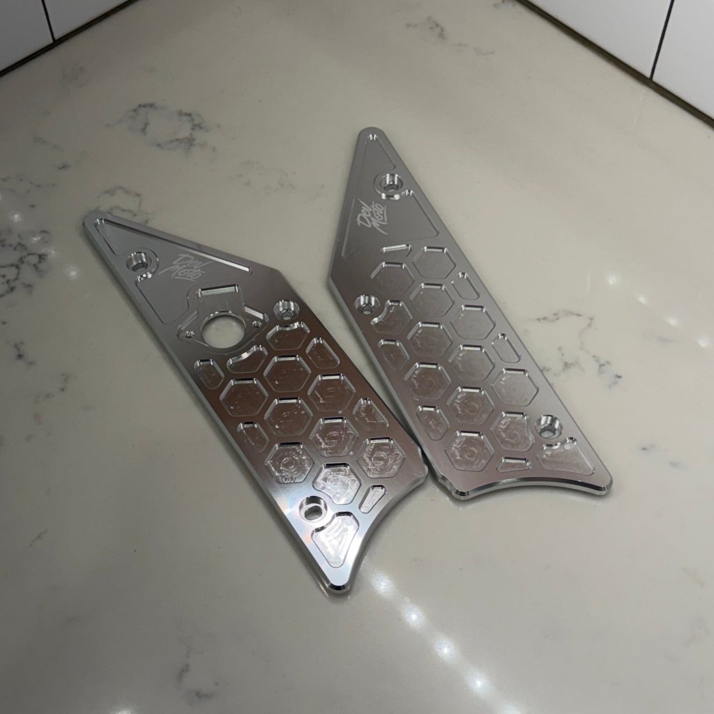 Talaria XXX Metal Side Panels – Black and Silver - Spectral Designs